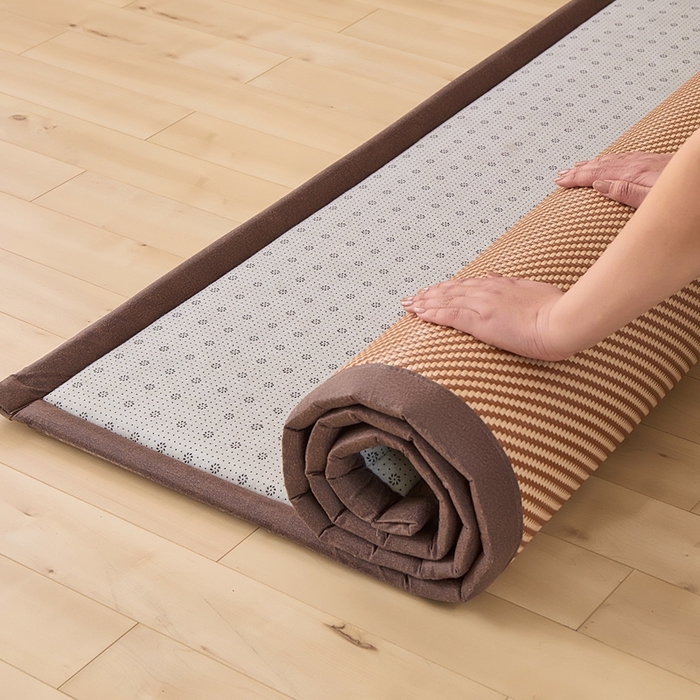 91家纺网 家纺一手货源 找家纺 绒艺席业 2025新款PE藤席地垫 斜纹编织 白玉