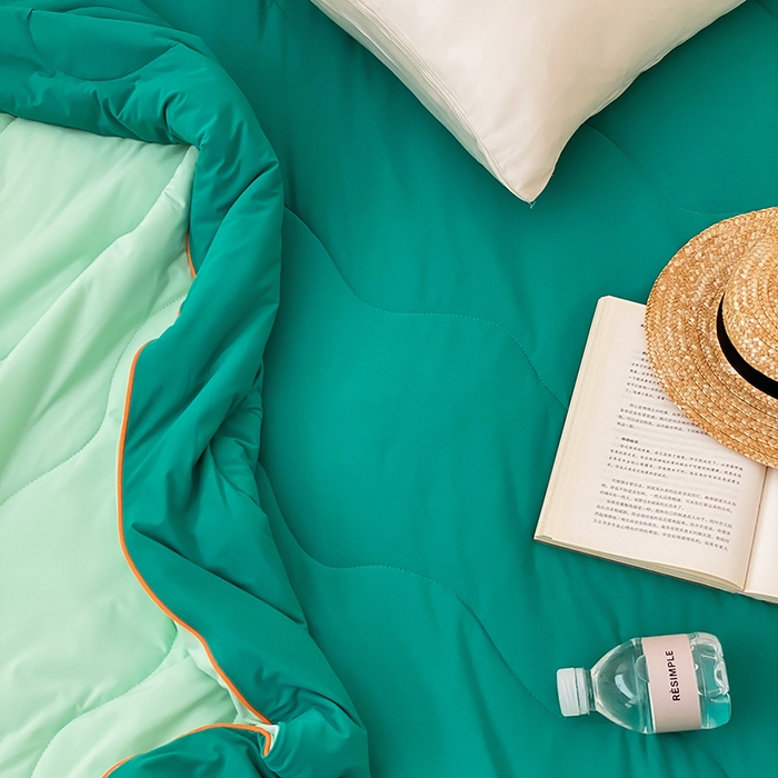 91家纺网 家纺一手货源 找家纺 时年家纺 2025新款升级版180克高定即刻凉感夏被 西瓜绿