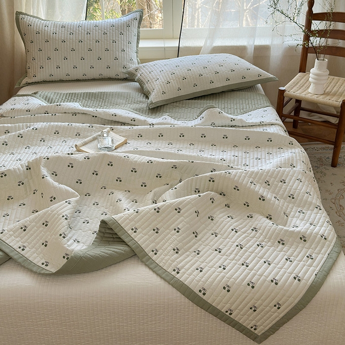 91家纺网 家纺一手货源 找家纺 美优兰 2025春夏新款双面天丝高温砂洗床盖 元气樱桃绿