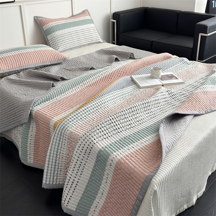 91家纺网 家纺一手货源 找家纺 美优兰 2025春夏新款双面天丝高温砂洗床盖 卡农