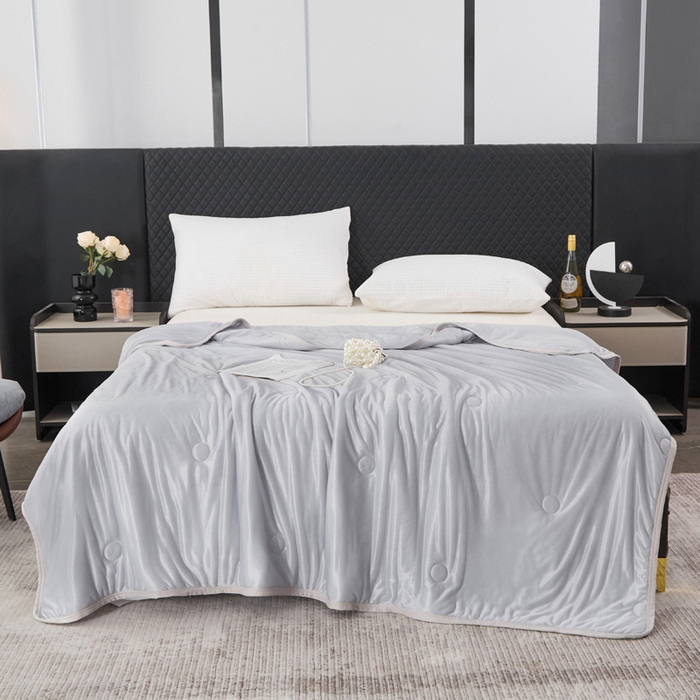 91家纺网 家纺一手货源 找家纺 丝薇雅 2025新款凉感丝夏被冰淇淋夏凉被 圆圈灰色