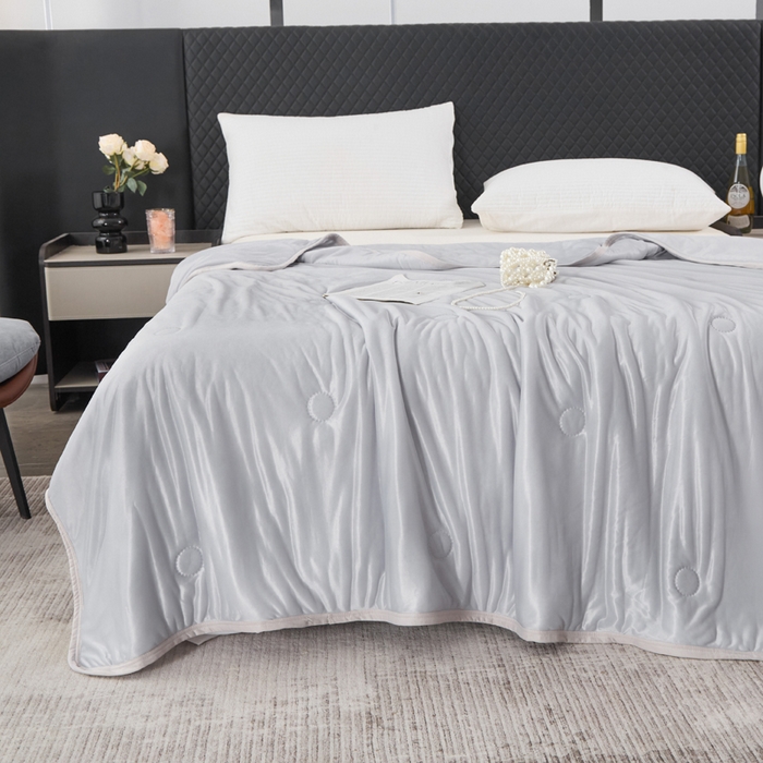 91家纺网 家纺一手货源 找家纺 丝薇雅 2025新款凉感丝夏被冰淇淋夏凉被 圆圈灰色