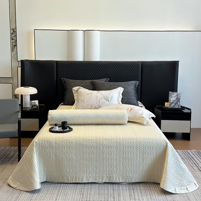 91家纺网 家纺一手货源 找家纺 若未家居 LOVEWE HOUSE 2025新款兰精天丝印花夏被及夏被四件套 西子铃兰（床单款+床盖款）