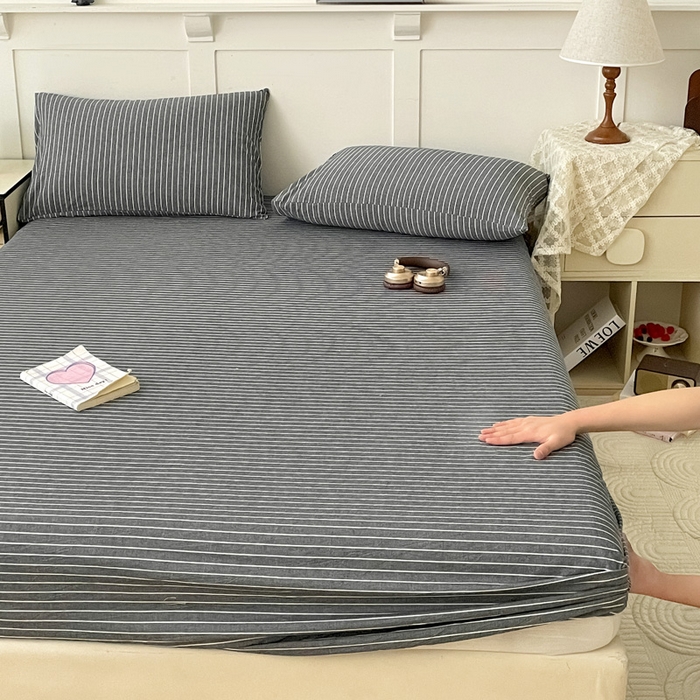91家纺网 家纺一手货源 找家纺 2025新款全棉水洗棉套件-单床笠 灰细条