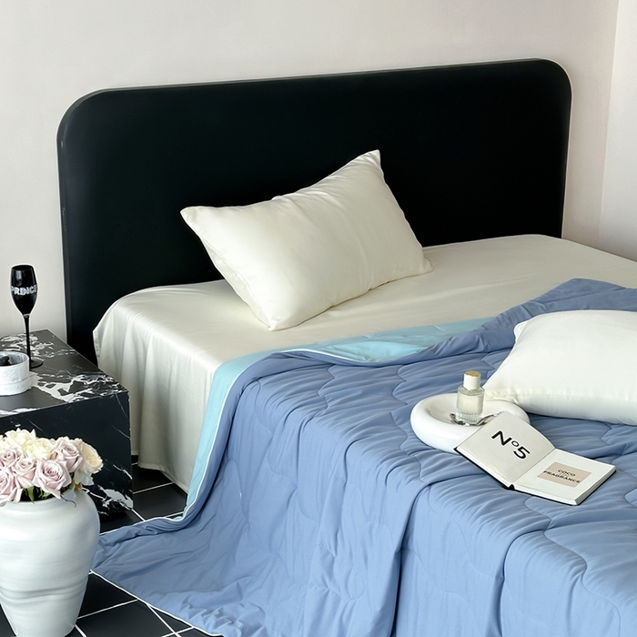 91家纺网 家纺一手货源 找家纺 时年家纺 2025新款升级版180克高定即刻凉感夏被 海盐蓝