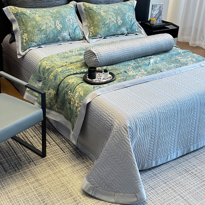 91家纺网 家纺一手货源 找家纺 若未家居 LOVEWE HOUSE 2025新款兰精天丝印花夏被及夏被四件套 空山栀子（床单款+床盖款）