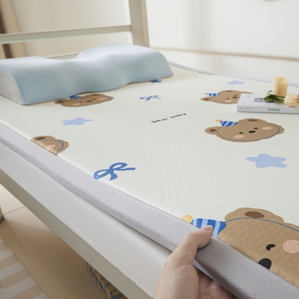 川悦生活 2025新款数码印花冰豆豆凉席床垫-学生床 小铺星熊