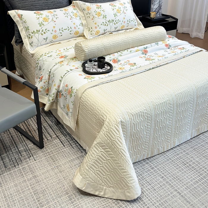 91家纺网 家纺一手货源 找家纺 若未家居 LOVEWE HOUSE 2025新款兰精天丝印花夏被及夏被四件套 奶酪玫瑰（床单款+床盖款）