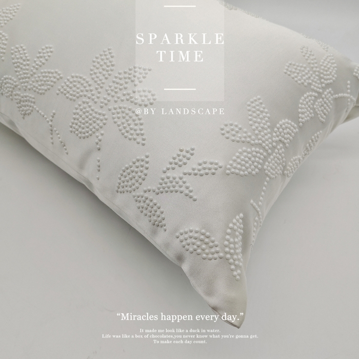 91家纺网 家纺一手货源 找家纺 新款禅丝高精密珍珠钻抱枕枕头枕芯-涟漪 涟漪-白