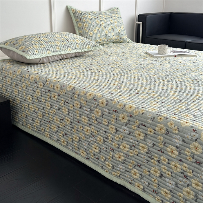 91家纺网 家纺一手货源 找家纺 美优兰 2025春夏新款双面天丝高温砂洗床盖 七里香