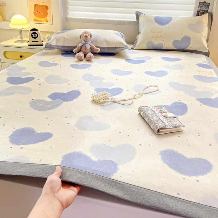 91家纺网 家纺一手货源 找家纺 金盛纺 2025新款A类数码印花冰丝席-床席款 心心相印