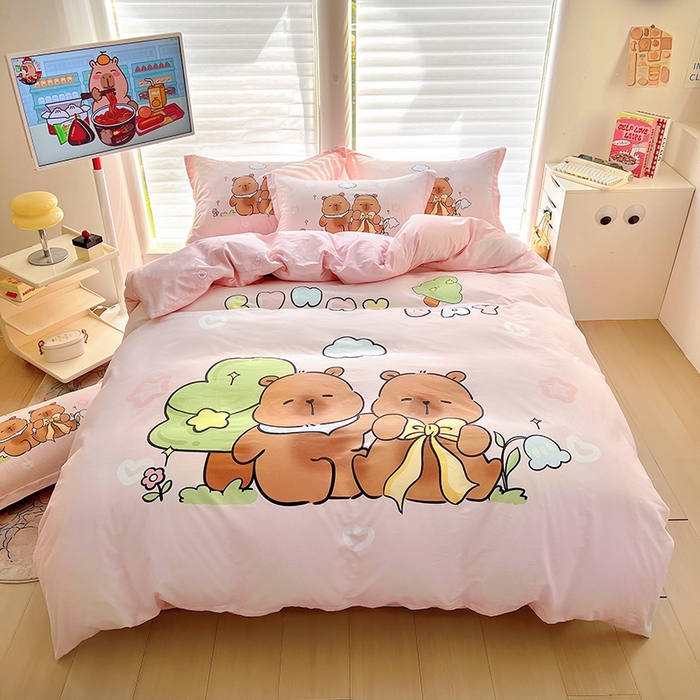 91家纺网 家纺一手货源 找家纺 2025新款原创设计卡皮巴拉全棉四件套-有作品登记证书 阳光巴拉