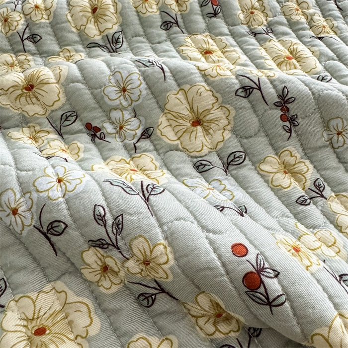 91家纺网 家纺一手货源 找家纺 美优兰 2025春夏新款双面天丝高温砂洗床盖 七里香