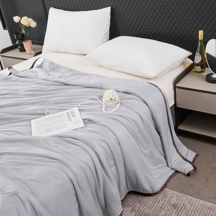 91家纺网 家纺一手货源 找家纺 丝薇雅 2025新款凉感丝夏被冰淇淋夏凉被 黑边-圆圈灰色