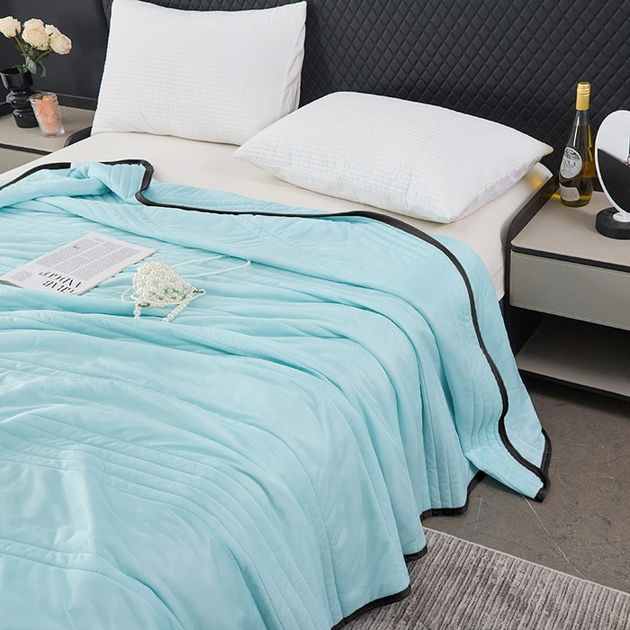 91家纺网 家纺一手货源 找家纺 丝薇雅 2025新款凉感丝夏被冰淇淋夏凉被 黑边-条纹浅绿