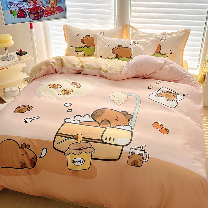 91家纺网 家纺一手货源 找家纺 2025新款原创设计卡皮巴拉全棉四件套-有作品登记证书 向往的生活