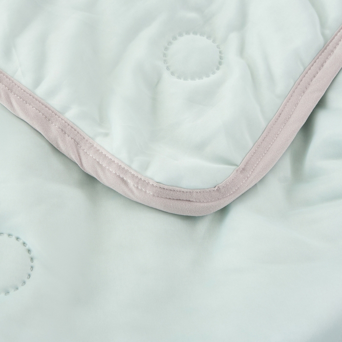 91家纺网 家纺一手货源 找家纺 丝薇雅 2025新款凉感丝夏被冰淇淋夏凉被 圆圈浅绿