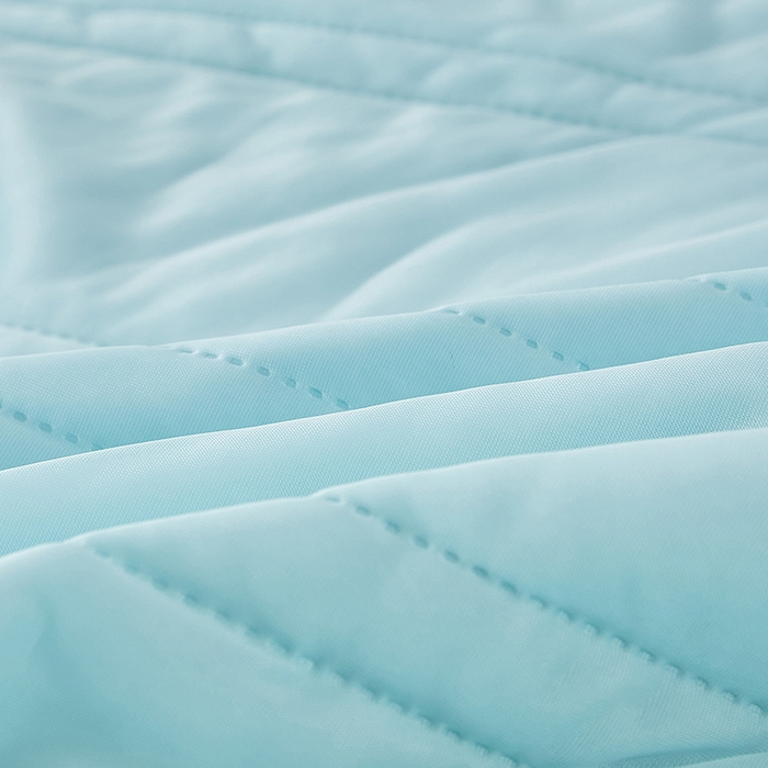 91家纺网 家纺一手货源 找家纺 丝薇雅 2025新款凉感丝夏被冰淇淋夏凉被 黑边-条纹浅绿