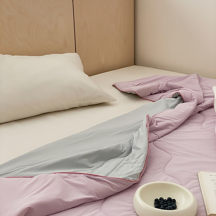 91家纺网 家纺一手货源 找家纺 时年家纺 2025新款升级版180克高定即刻凉感夏被 香芋紫