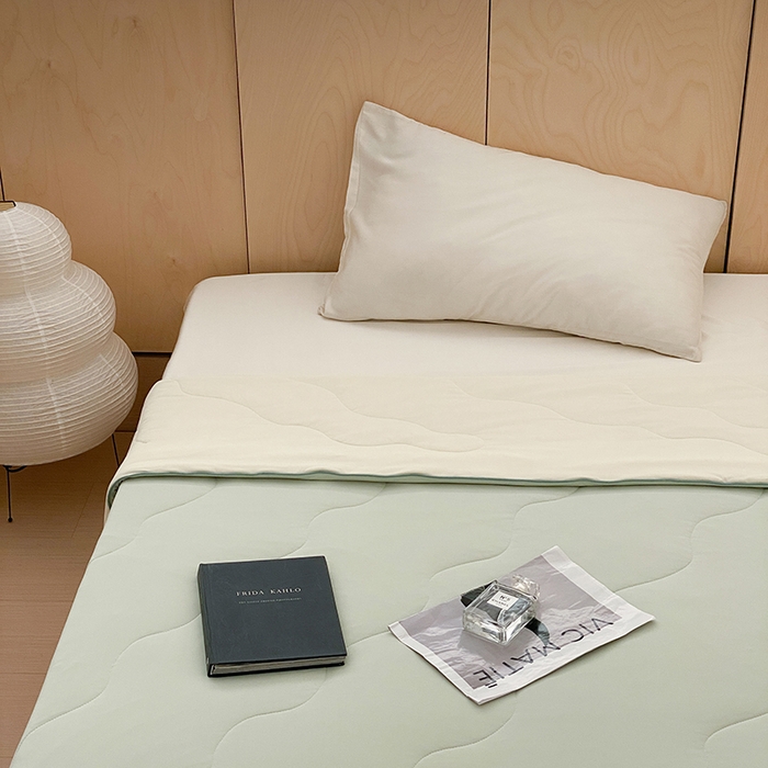 91家纺网 家纺一手货源 找家纺 时年家纺 2025新款升级版180克高定即刻凉感夏被 抹茶绿