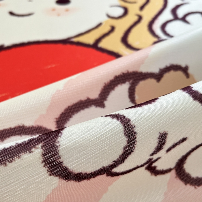 91家纺网 家纺一手货源 找家纺 金爱家  2025新款正版授权miiiiichan可爱卡通大版数码印花A类1200D冰感丝凉感席冰丝三件套平铺床笠系列 可爱莉莉