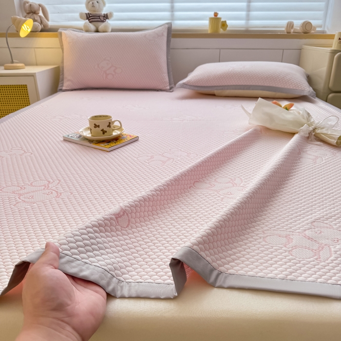 91家纺网 家纺一手货源 找家纺 999家纺   2025新款凉感提花冰豆豆凉席三件套 冰块熊-粉（凉席款）