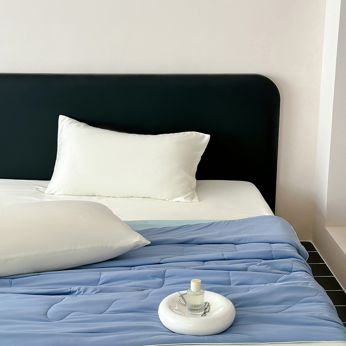 91家纺网 家纺一手货源 找家纺 时年家纺 2025新款升级版180克高定即刻凉感夏被 海盐蓝