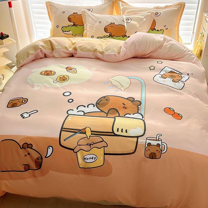 91家纺网 家纺一手货源 找家纺 2025新款原创设计卡皮巴拉全棉四件套-有作品登记证书 向往的生活