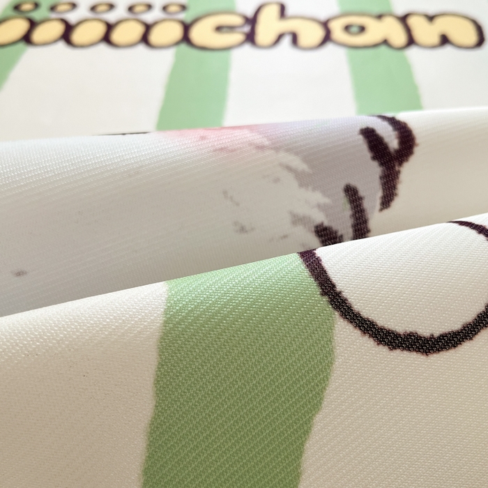 91家纺网 家纺一手货源 找家纺 金爱家  2025新款正版授权miiiiichan可爱卡通大版数码印花A类1200D冰感丝凉感席冰丝三件套平铺床笠系列 绿彩色波点狗