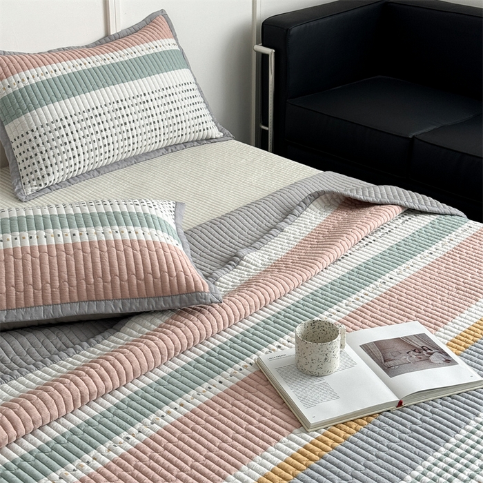 91家纺网 家纺一手货源 找家纺 美优兰 2025春夏新款双面天丝高温砂洗床盖 卡农