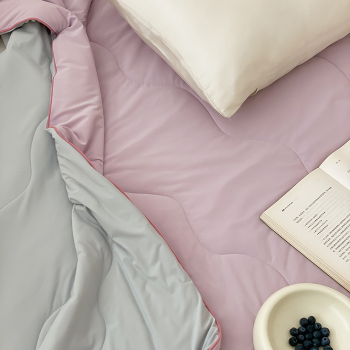 91家纺网 家纺一手货源 找家纺 时年家纺 2025新款升级版180克高定即刻凉感夏被 香芋紫