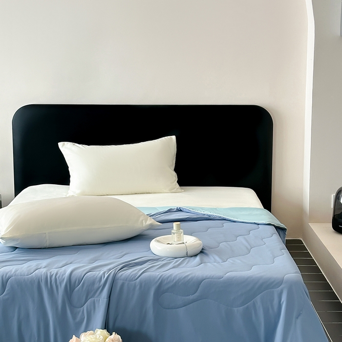 91家纺网 家纺一手货源 找家纺 时年家纺 2025新款升级版180克高定即刻凉感夏被 海盐蓝