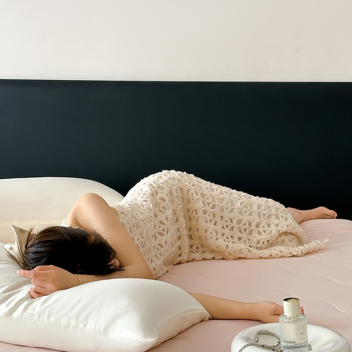 91家纺网 家纺一手货源 找家纺 时年家纺 2025新款升级版180克高定即刻凉感夏被 甜杏粉