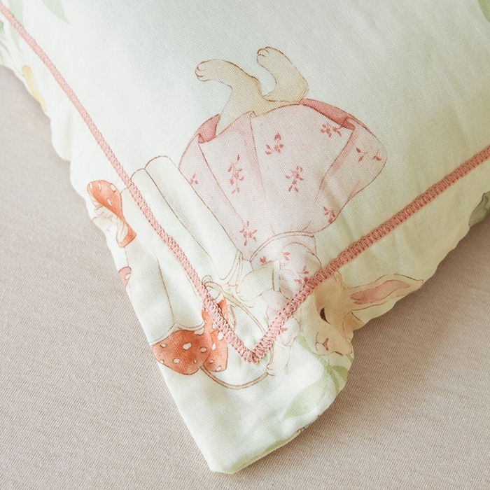 91家纺网 家纺一手货源 找家纺 嗨生活2025新款天竹系列A类竹纤维四层纱枕套 儿童枕套 幼儿园枕套 田野兔子