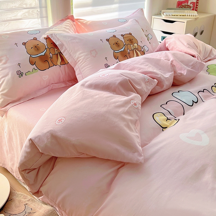 91家纺网 家纺一手货源 找家纺 2025新款原创设计卡皮巴拉全棉四件套-有作品登记证书 阳光巴拉