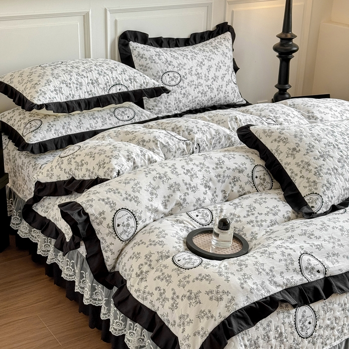 91家纺网 家纺一手货源 找家纺 绣女坊 2025新款时尚印花水洗棉被套款床盖四件套-赫本风 赫本风-花艺