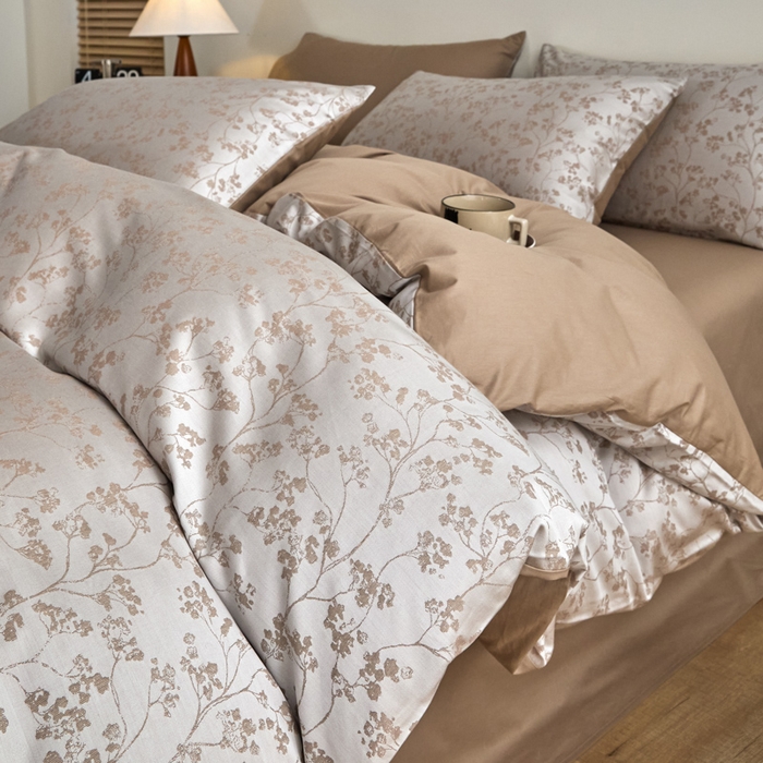 91家纺网 家纺一手货源 找家纺 琪格格纺织  2025新款色织天丝棉提花四件套 春絮-咖