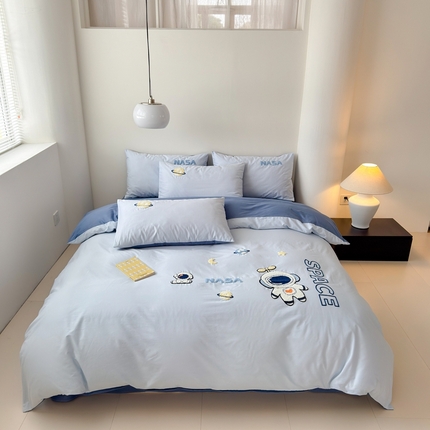 91家纺网 家纺一手货源 找家纺 （总）锦觅家纺 2025新款卡通小清新毛巾绣全棉纯棉四件套（大版定位花型）