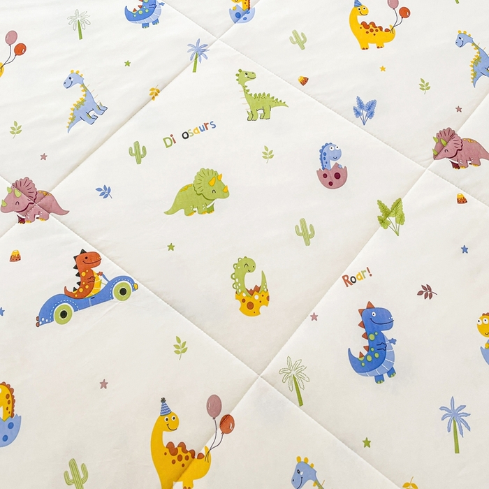 91家纺网 家纺一手货源 找家纺 好梦来家纺（原锦茂家纺） 2025新款印花凉感丝抗菌夏被 恐龙派对