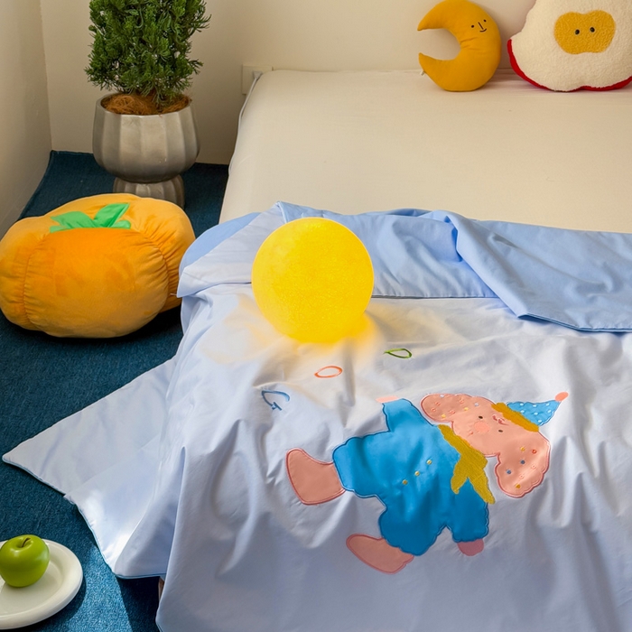 91家纺网 家纺一手货源 找家纺 2025新款快乐多巴胺纯棉夏被 蓝色彩虹小狗