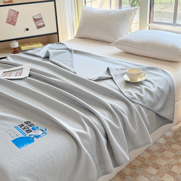 91家纺网 家纺一手货源 找家纺 阿牛席业 2025春夏新款双面云母夏被夏凉被空调被 太空-雪山灰