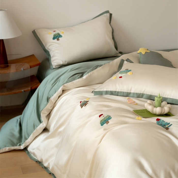 91家纺网 家纺一手货源 找家纺 FORTWO家纺原创设计（FOR TWO家纺） 2025新款60支兰精天丝毛巾绣四件套-断角款 圣诞树