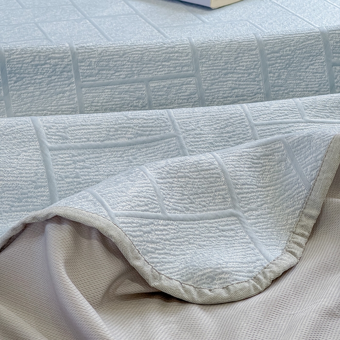 91家纺网 家纺一手货源 找家纺 棉生活家纺 2025新款高端款冰离子超软按摩凉席 方格-兰-床裙款