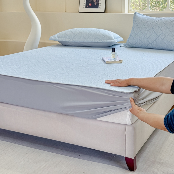 91家纺网 家纺一手货源 找家纺 棉生活家纺 2025新款高端款冰离子超软按摩凉席 方格-兰-床笠款