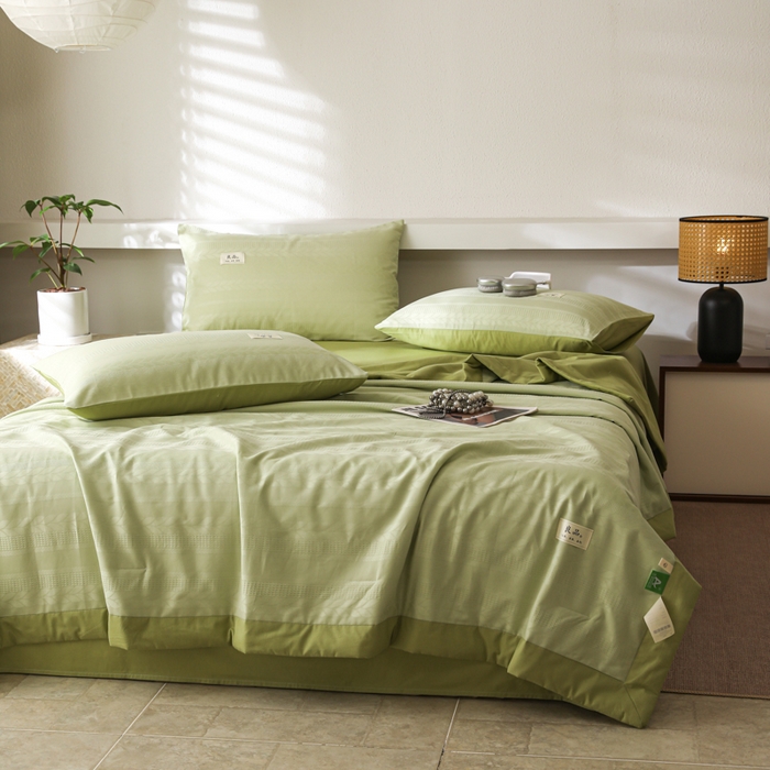 91家纺网 家纺一手货源 找家纺 眠博士 2025新款A类全棉波纹纱提花大豆纤维追忆包边夏被四件套 麦穗夏被-麦穗绿