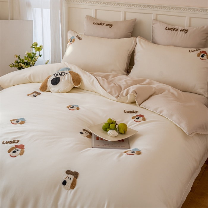 91家纺网 家纺一手货源 找家纺 FORTWO家纺原创设计（FOR TWO家纺） 2025新款60支兰精天丝毛巾绣四件套-断角款 狗先生