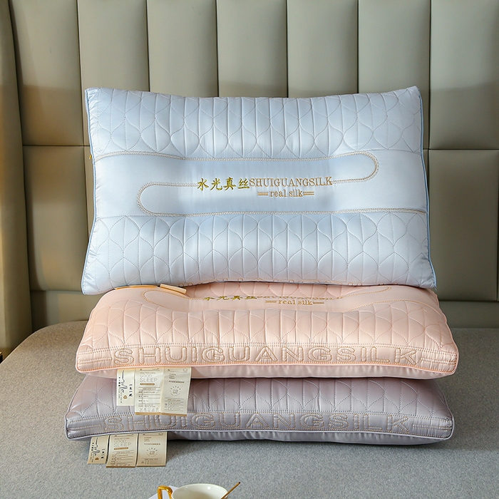 91家纺网 家纺一手货源 找家纺 爱来依2025新款莫代尔水光真丝乳胶枕芯48*74cm 组合图（仅供参考）