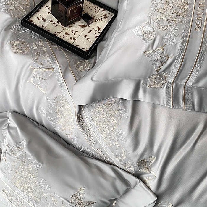 91家纺网 家纺一手货源 找家纺 优悦 2025新款冰丝简奢绣花四件套 巴黎旧梦-灰