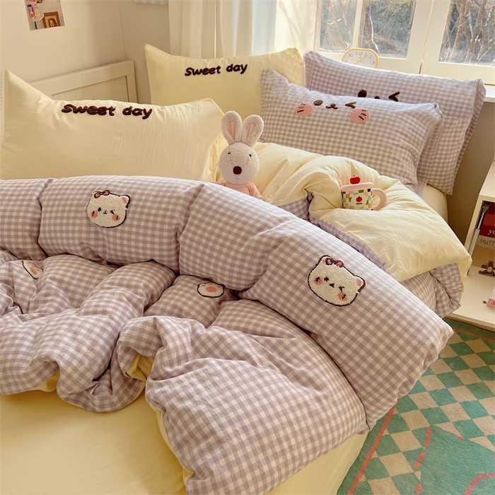 91家纺网 家纺一手货源 找家纺 丽涵家纺 2025新款色织水洗棉毛巾绣四件套-甜心小猫系列 甜心小猫-紫格-简单款