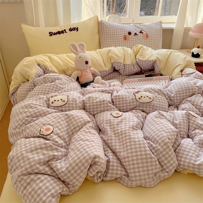 91家纺网 家纺一手货源 找家纺 丽涵家纺 2025新款色织水洗棉毛巾绣四件套-甜心小猫系列 甜心小猫-紫格-简单款